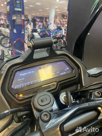 Мотоцикл Bajaj Dominar 400 Touring Чёрный