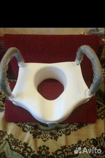 Насадка новая на унитаз Ortonica TU 233