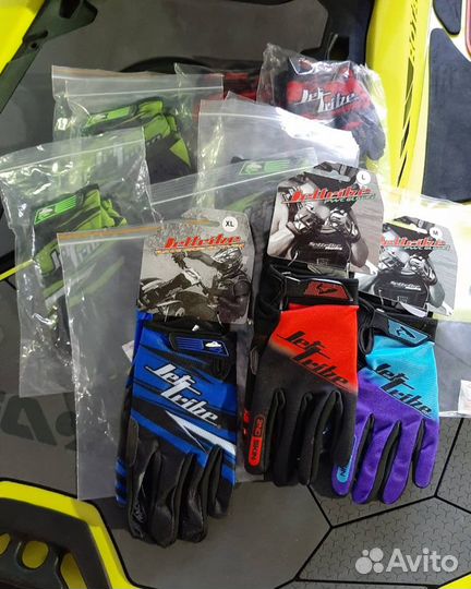 Гидроциклетная экипировка jettribe