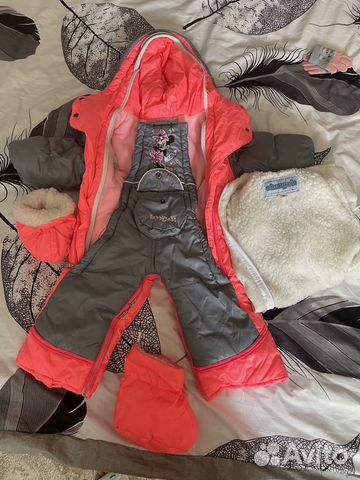Зимний комбинезон для девочки