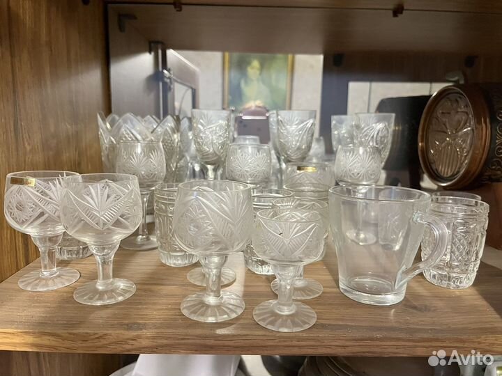 Хрустальные вазы, фужеры, вазы, стопки