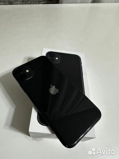 Телефон iPhone 11