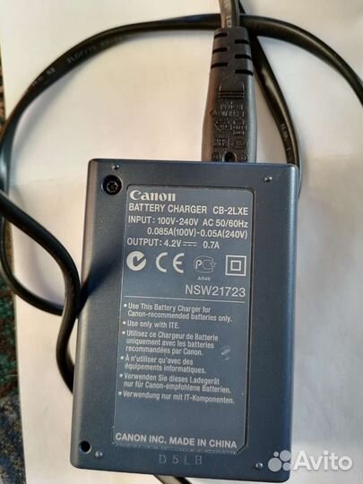 Зарядное устройство и шнур Canon