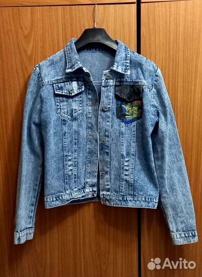 Джинсовая куртка