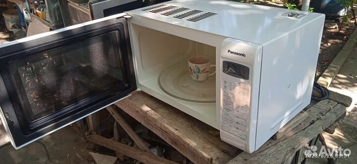 Микроволновая печь Panasonic инвертор с грилем