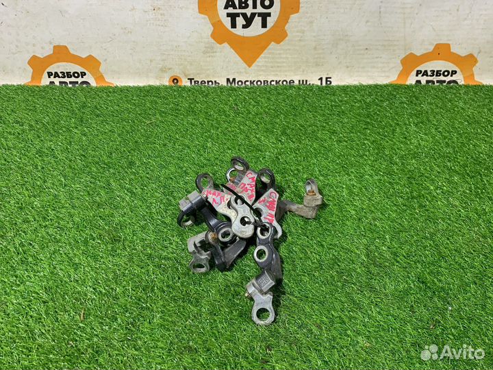 Петли деверей Ford C-Max