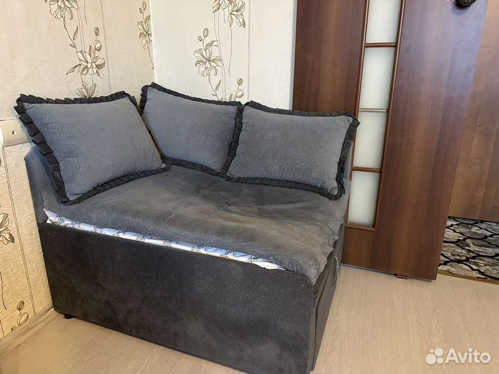 Диван угловой