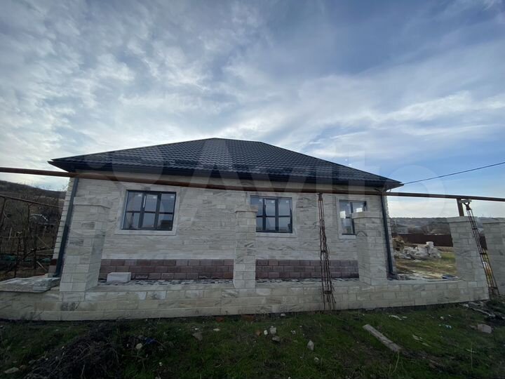 Дом 185 м² на участке 6 сот.