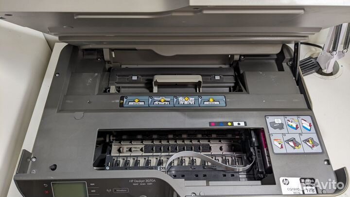 Принтер HP deskjet 3070A на запчасти