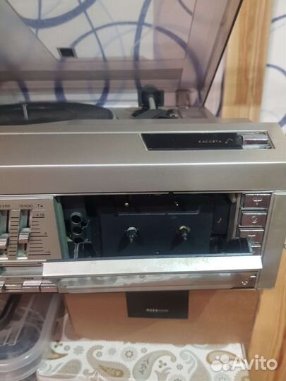 Проигрыватель винила СССР