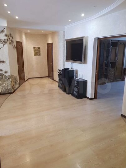 3-к. квартира, 136,6 м², 11/14 эт.