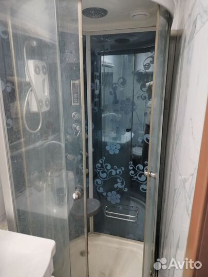 Продам душевую кабину