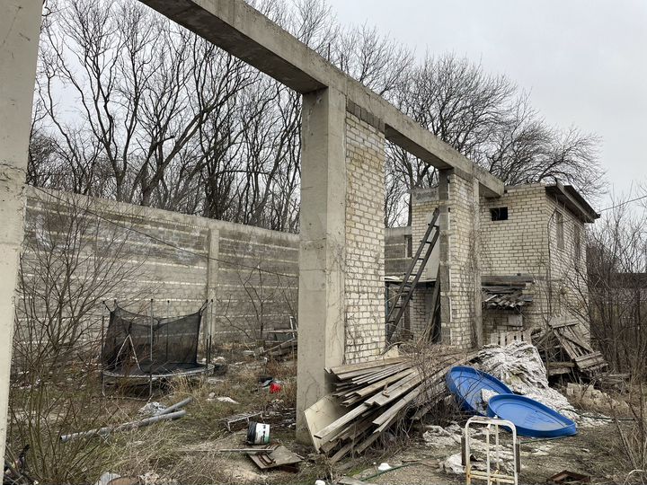 Дача 302 м² на участке 9 сот.