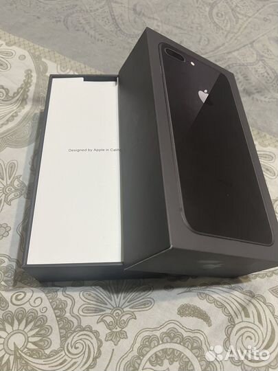 iPhone 8 Plus, 64 ГБ