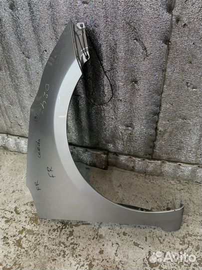 Крыло переднее правое Kia Ceed 2