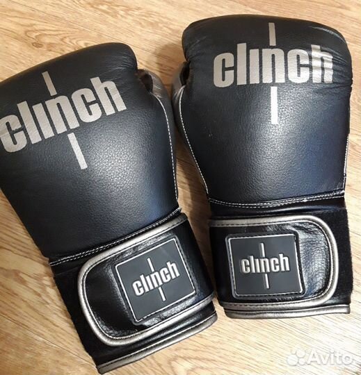 Боксерские перчатки 12 oz clinch