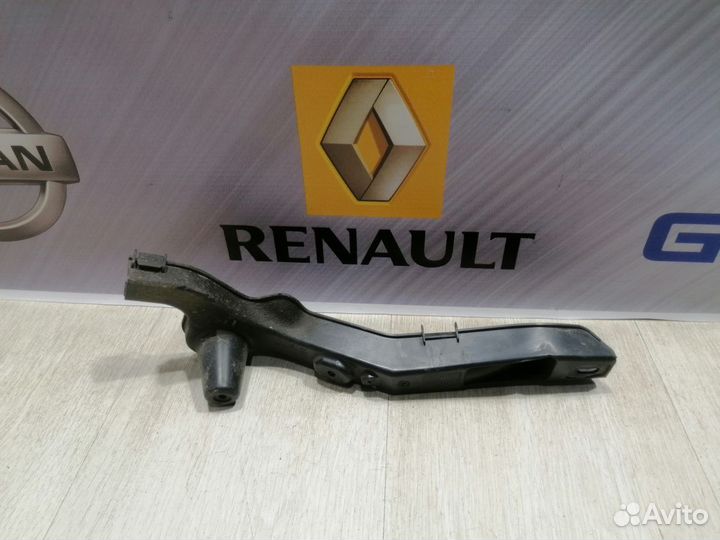 Кронштейн крепление проводки клипса Renault duster