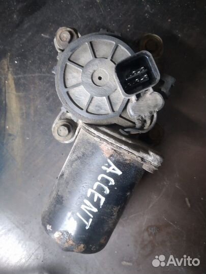 Моторчик стеклоочистителя Hyundai Accent