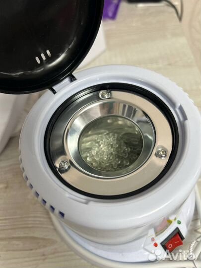 Стерилизатор для маникюрных инструментов