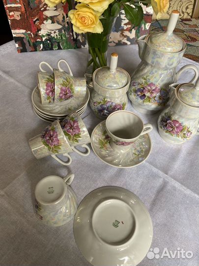 Кофейный сервиз, конфетница, пасхальное яйцо