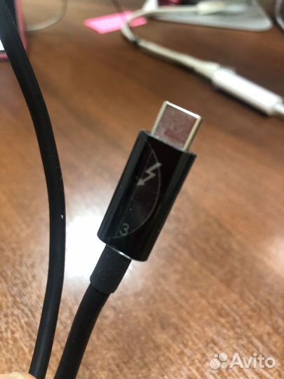 Thunderbolt 3 кабель