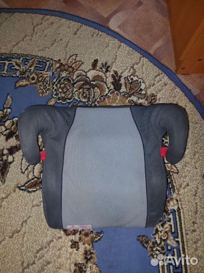 Сиденье в автомобиль