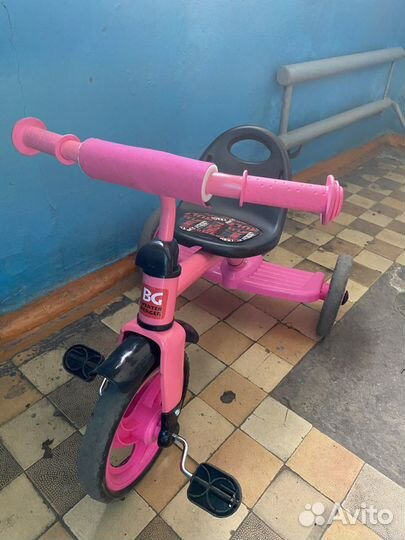 Детский трехколесный велосипед