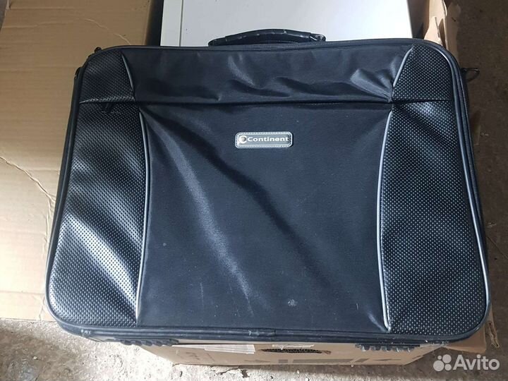 Портфель для ноутбука