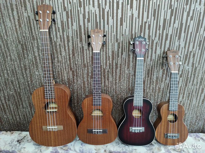 Укулеле в ассортименте