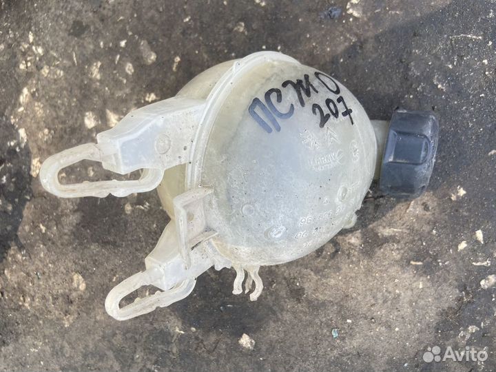 Расширительный бачок Peugeot 207