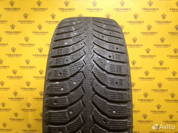 Bridgestone Blizzak Spike-01 215/55 R17 98T