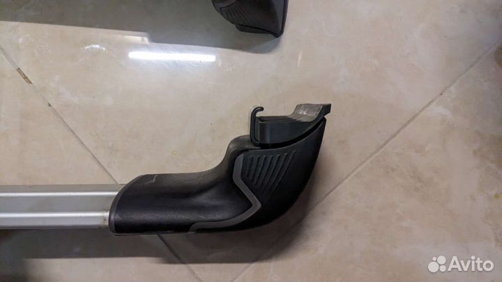 Багажник на крышу thule