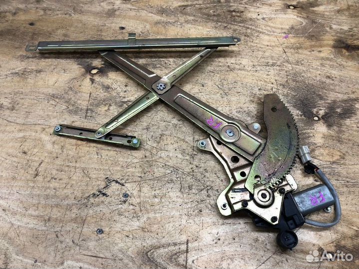 Стеклоподъемник эл. передний правый Lifan Smily