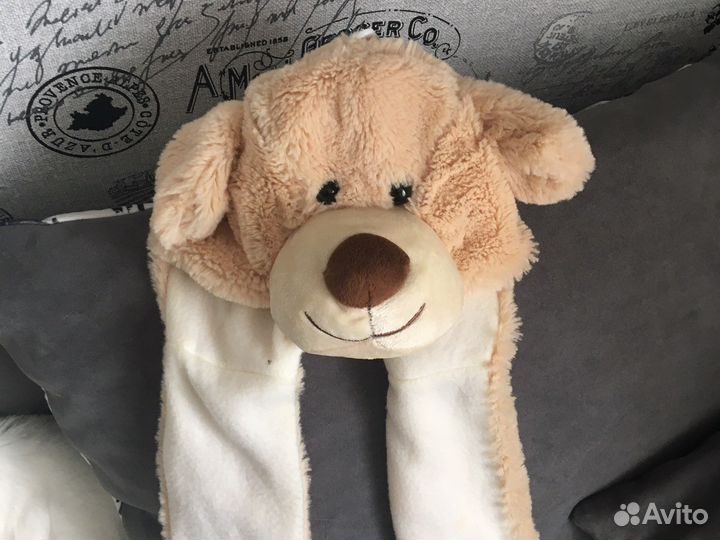 Шапка собачка с лапками