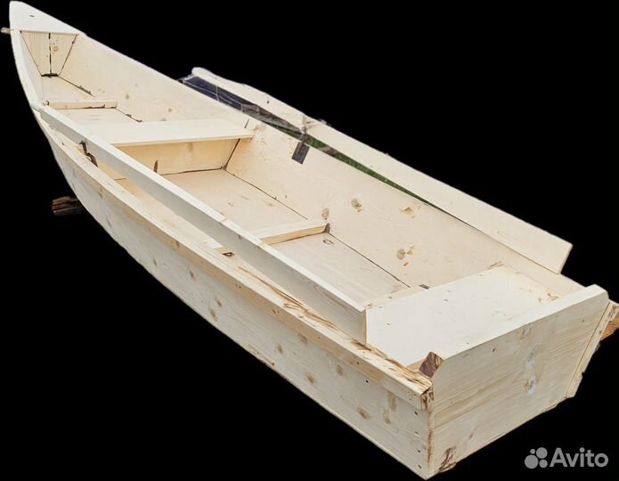 Лодка деревянная,новая