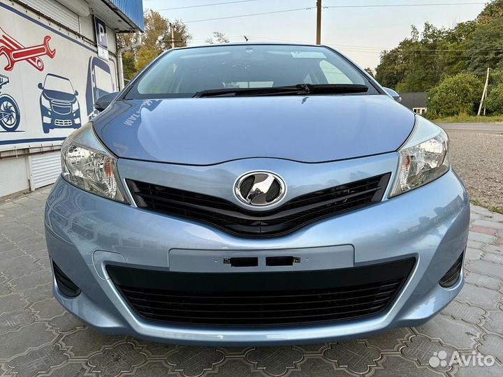 Toyota Vitz 1.0 CVT, 2012, 43 000 км