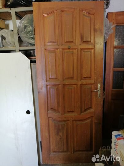 Двери деревянные