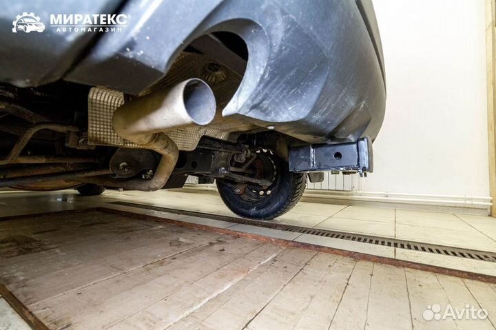 Фаркоп Рено Дастер III с 21- I Бизон