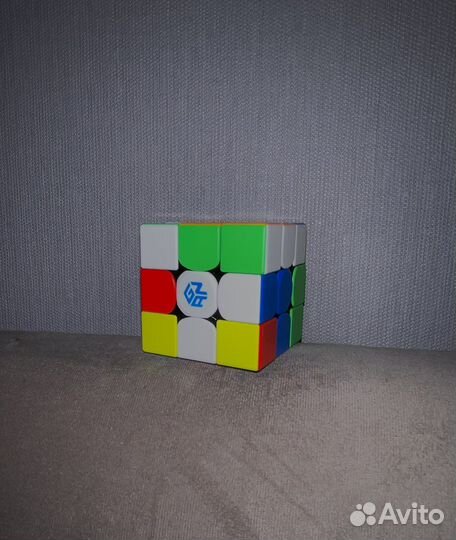Кубик рубика gan