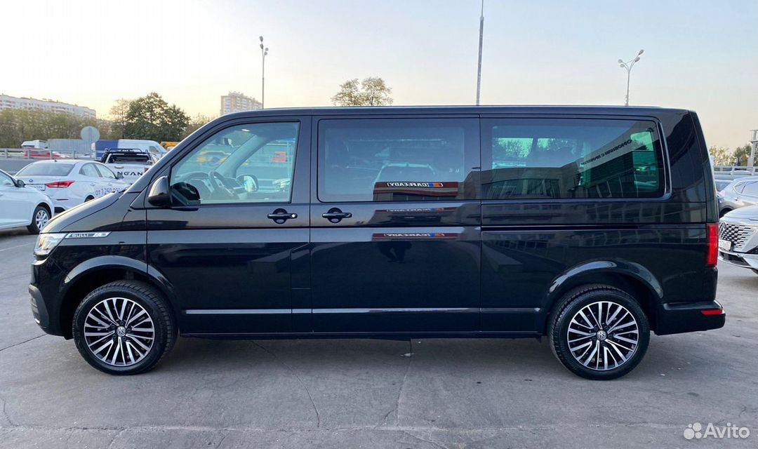 Volkswagen Caravelle 2.0 AMT, 2024, 104 км