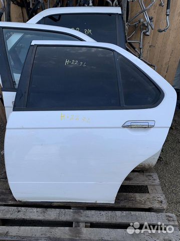 Дверь RL nissan bluebird EU14