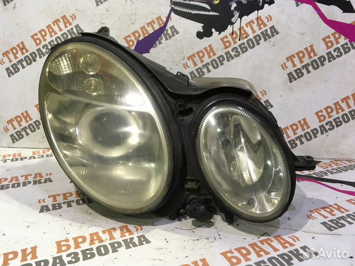 Мерседес E-Класс Фара передняя Прав