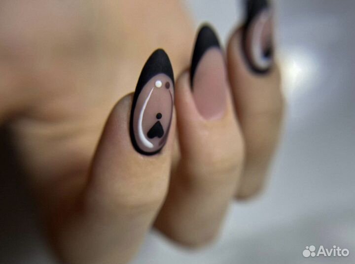 Маникюр педикюр