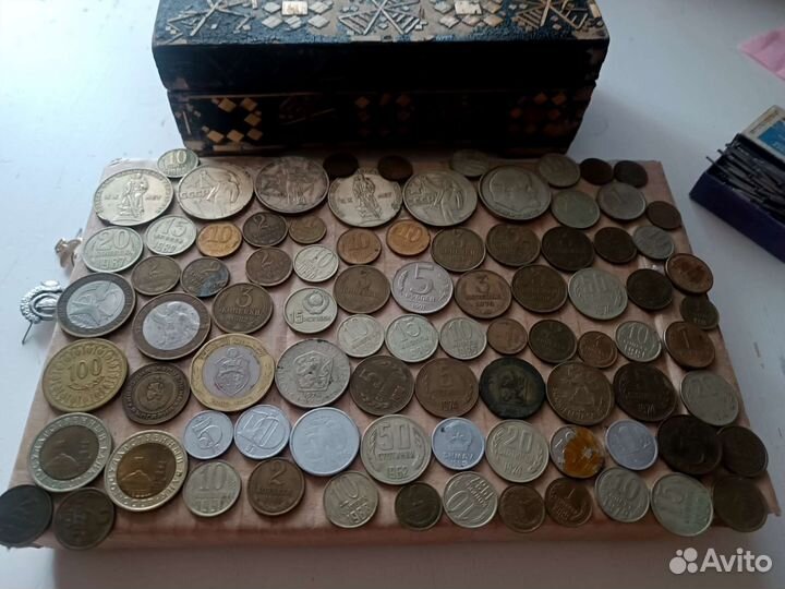 Шкатулка СССР с сокровищами (монеты) значки серьги