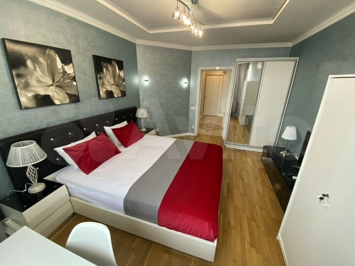 3-к. квартира, 105 м², 10/20 эт.