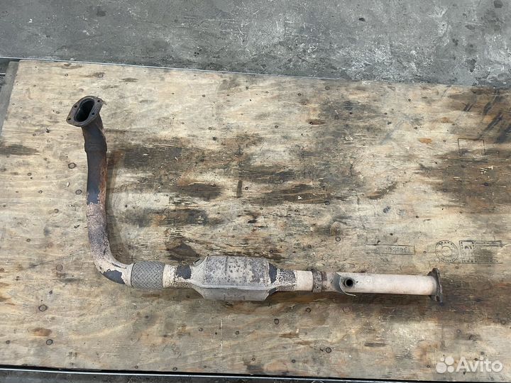 Приемная труба катализатор Нива 21214 21213 Niva