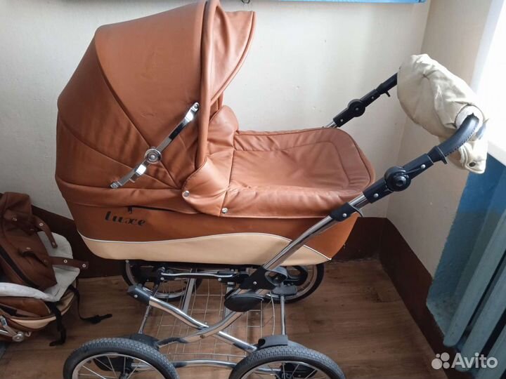 Коляска Nastella Luxe эко кожа в отл.состоянии
