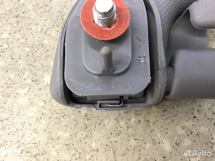 Ручка внутренняя потолочная Kia RIO 2011-2017