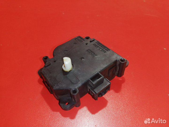 Сервопривод заслонок печки Toyota Land Cruiser