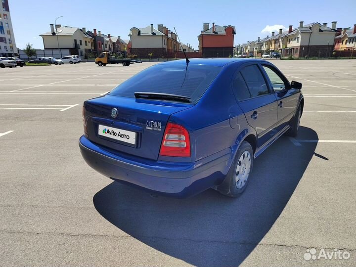 Skoda Octavia 1.6 МТ, 2006, 319 000 км